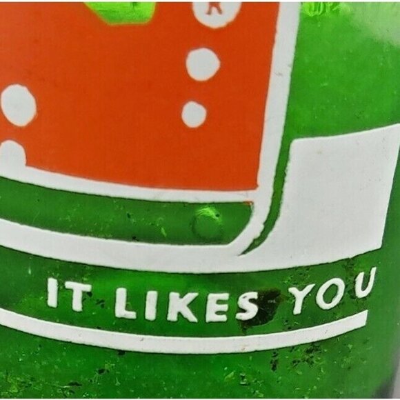 7-Up Collectible Bottle-Seven Up Ontario Limited -7 Ounces-Canada - Picture 7 of 8